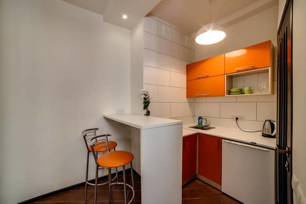 Apartments On Roppoporta 7B リヴィウ エクステリア 写真